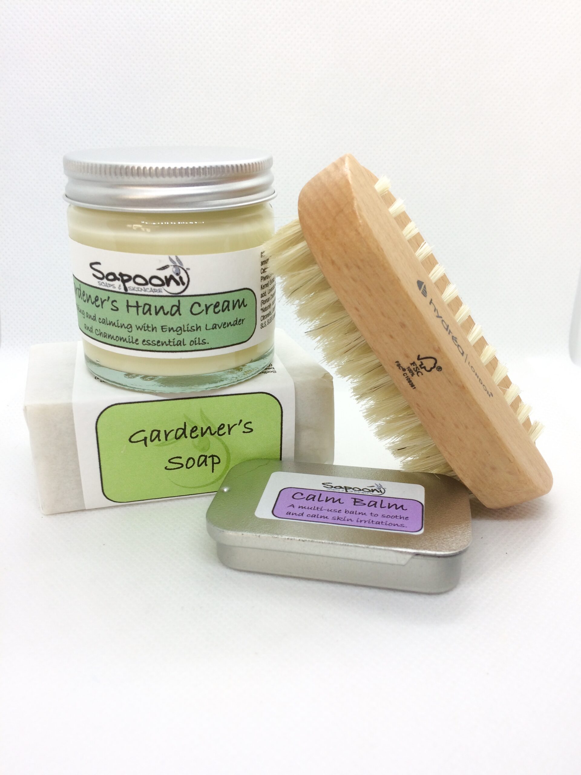 Gift Tin Gar contents
